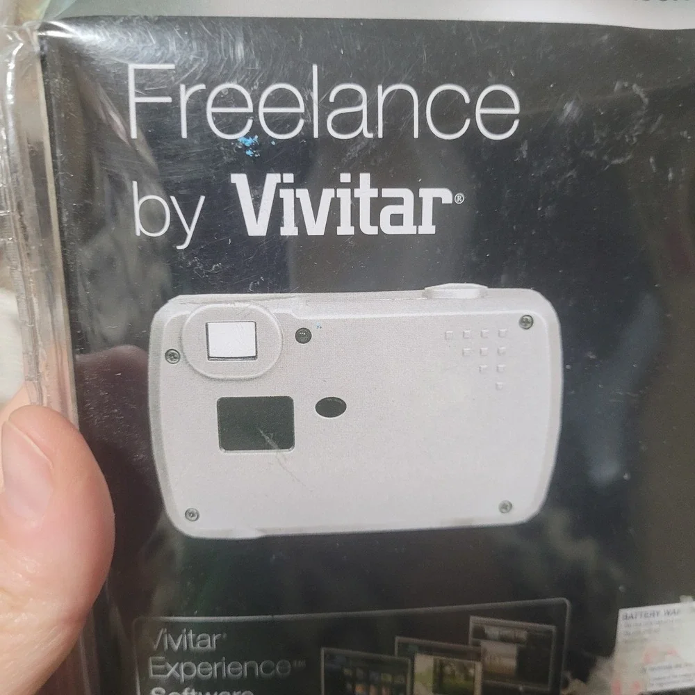 Vivitar Freelance 3in1 Digital Camera PC Web Cam Video Clips Silver new